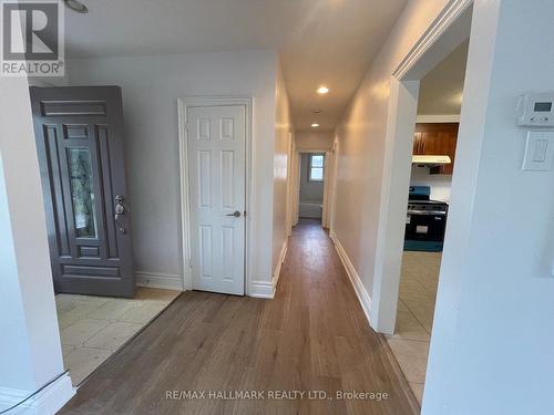 MAIN FLOOR - 116 CARTIER CRESCENT , Richmond Hill, Ontario L4C 2N6 5