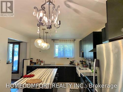 325 THE WEST WAY , Toronto, Ontario M9R 1H1 5