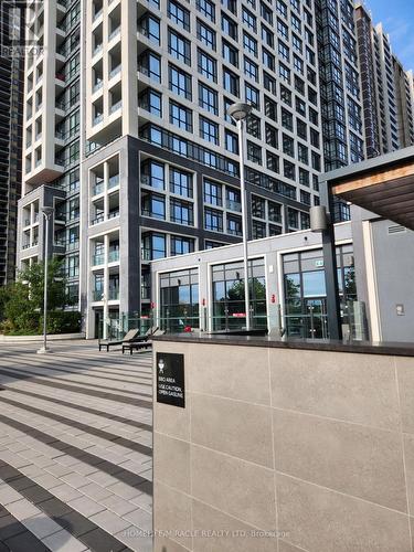 3230 - 5 MABELLE AVENUE , Toronto, Ontario M9A 0C8 3