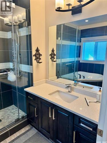 319 Roy Crescent, Saskatoon, SK 