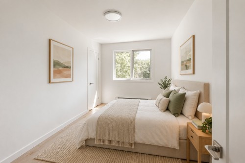 6235 Rue La Dauversière , Montréal (Saint-Léonard), QC H1S 1R7 4