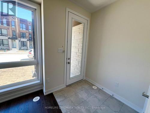 94 STAUFFER CRESCENT , Markham, Ontario L6B 1R1 4