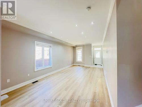 80 GREENSTEM CRESCENT , Hamilton, Ontario L8E 0A8 3