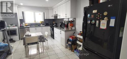 MAIN - 191 PLEASANT AVENUE , Toronto, Ontario M2M 1M4 4
