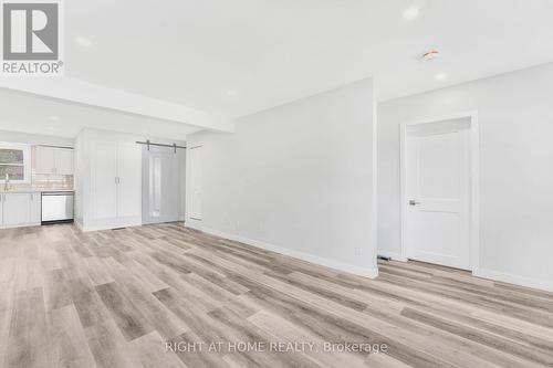 81 AFTON AVENUE , Welland, Ontario L3B 1V7 5