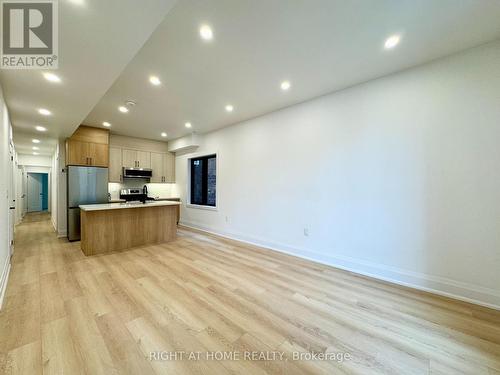 #2 - 151 GLEDHILL AVENUE , Toronto, Ontario M4C 5L1 5