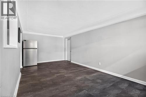 3 APPLEWOOD Avenue Unit# 1 , Stoney Creek, Ontario L8G 3S4 4
