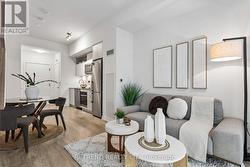 1725 - 70 PRINCESS STREET Toronto, ON M5A 0X6