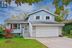 18 DILLON DRIVE  Collingwood, ON L9Y 4S3