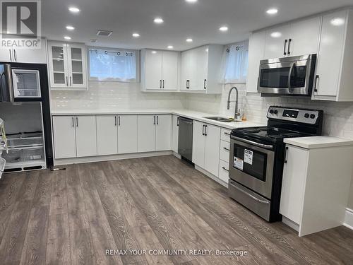 23 IRWIN AVENUE , Aurora, Ontario L4G 3G1 2