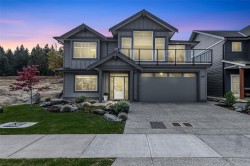 1601 Crown Isle Blvd  Courtenay, BC V9N 9X5