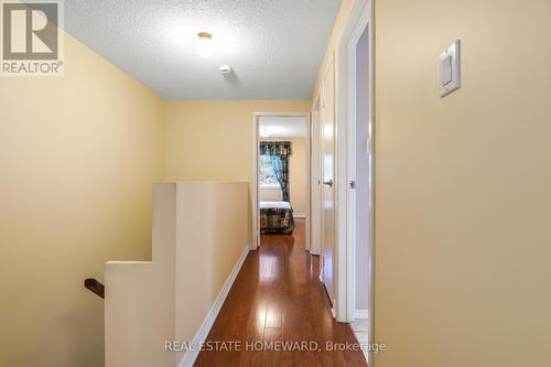 Hallway upstairs (Hardwood) - 6399 Colebrook Crescent, Mississauga, ON 