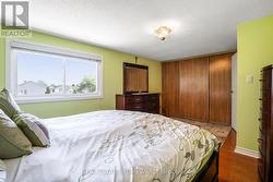 Primary bedroom with double closet - 