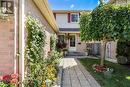 Entry to the house - 6399 Colebrook Crescent, Mississauga, ON 