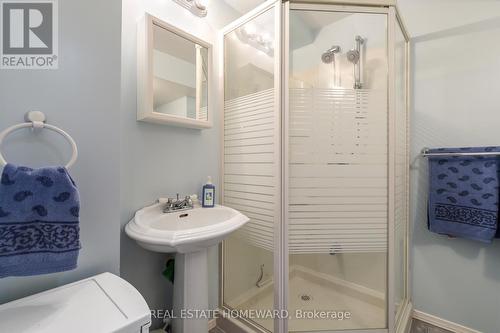3-piece bathroom in basement - 6399 Colebrook Crescent, Mississauga, ON 