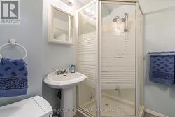 3-piece bathroom in basement - 