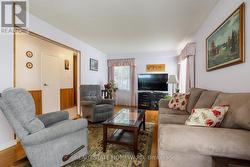 Living room ( 2 Windows) - 