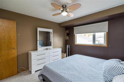 71 Rougeau Ave, Winnipeg, MB 