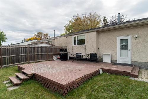 71 Rougeau Ave, Winnipeg, MB 