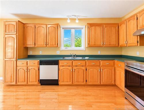 91 Bailey Ave, Fredericton, NB 