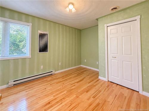 91 Bailey Ave, Fredericton, NB 