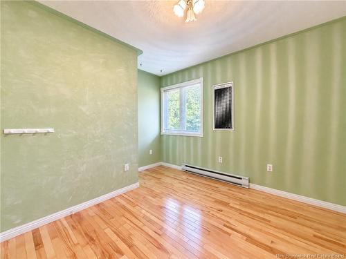 91 Bailey Ave, Fredericton, NB 
