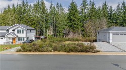 145 Edgewood Dr Lake Cowichan, BC V0R 2G0