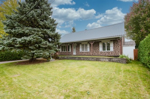 854 Rue Brault — photo 3