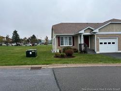 12 Caitlin CRT  Saint John, NB E2M 7V6