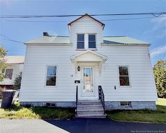 68 Cunard  Miramichi, NB E1N 3A7