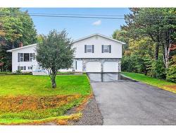 65 Northwood RD Moncton, NB E1G 2K8