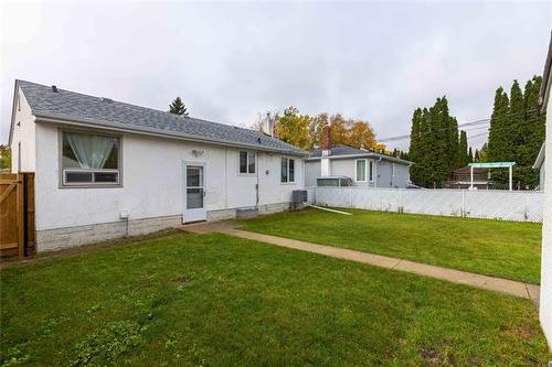 557 St Anthony Ave, Winnipeg, MB 