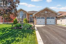9 HARTWOOD CRESCENT  Greater Napanee (Greater Napanee), ON K7R 3L1
