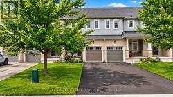 19 PEARCEY CRESCENT Barrie, ON L4N 6R8