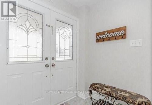 58 SUMMERDALE CRESCENT , Brampton, Ontario L6X 4V9 3