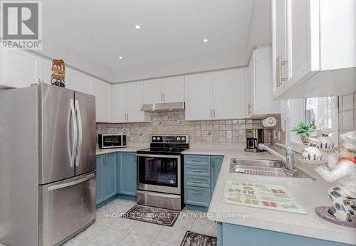 58 SUMMERDALE CRESCENT , Brampton, Ontario L6X 4V9 4
