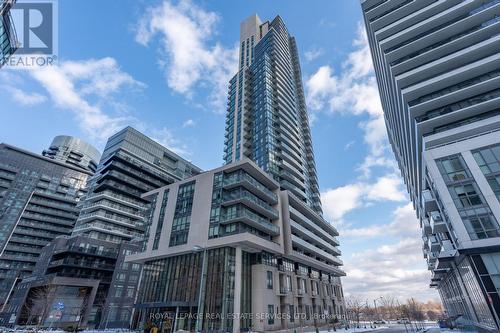 306 - 59 ANNIE CRAIG DRIVE , Toronto, Ontario M8V 0C4 3