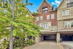 12 GALA LANE  Toronto, ON M8Y 0A9