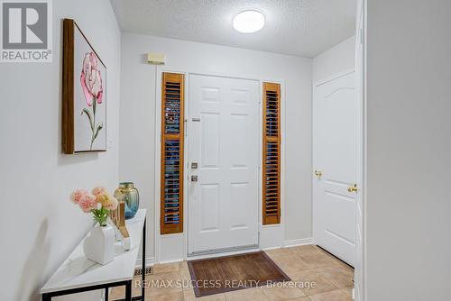 54 FERNCROFT PLACE , Brampton, Ontario L7A 3C8 3