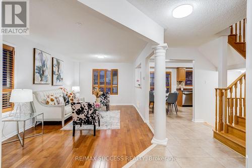 54 FERNCROFT PLACE , Brampton, Ontario L7A 3C8 5