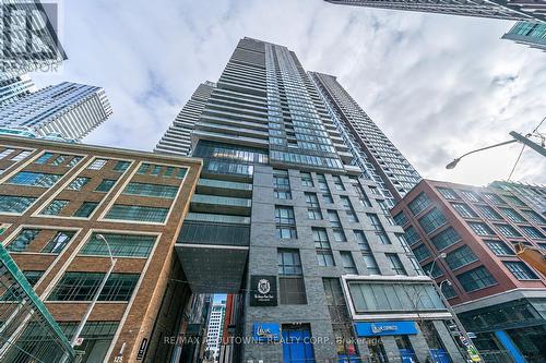 4805 - 115 BLUE JAYS WAY , Toronto, Ontario M5V 0N4 2