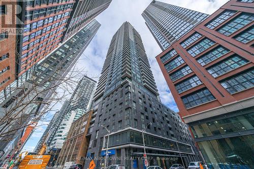 4805 - 115 BLUE JAYS WAY , Toronto, Ontario M5V 0N4 3