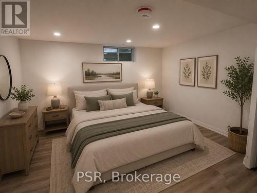 LOWER - 25 COULSON AVENUE , Toronto, Ontario M4V 1Y3 3