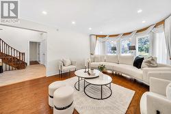 17 TWIN CIRCLE COURT  Toronto, ON M2R 3L3