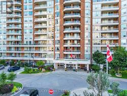 915 - 430 MCLEVIN AVENUE Toronto, ON M1B 5P1