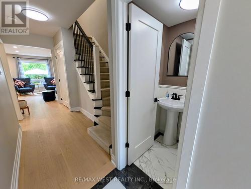 2213 RIDGE LANDING , Oakville, Ontario L6M 3L7 4