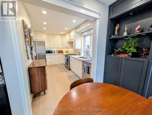 2213 RIDGE LANDING , Oakville, Ontario L6M 3L7 5