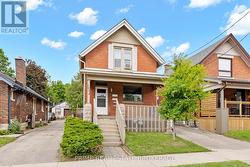 1032 TRAFALGAR STREET  London East (East M), ON N5Z 1G4