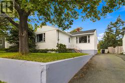 6 Cherry Hill Road St. John's, NL A1A 1X1