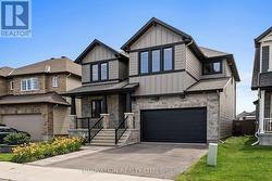 149 GRONINGEN STREET  Ottawa, ON K2V 0C6